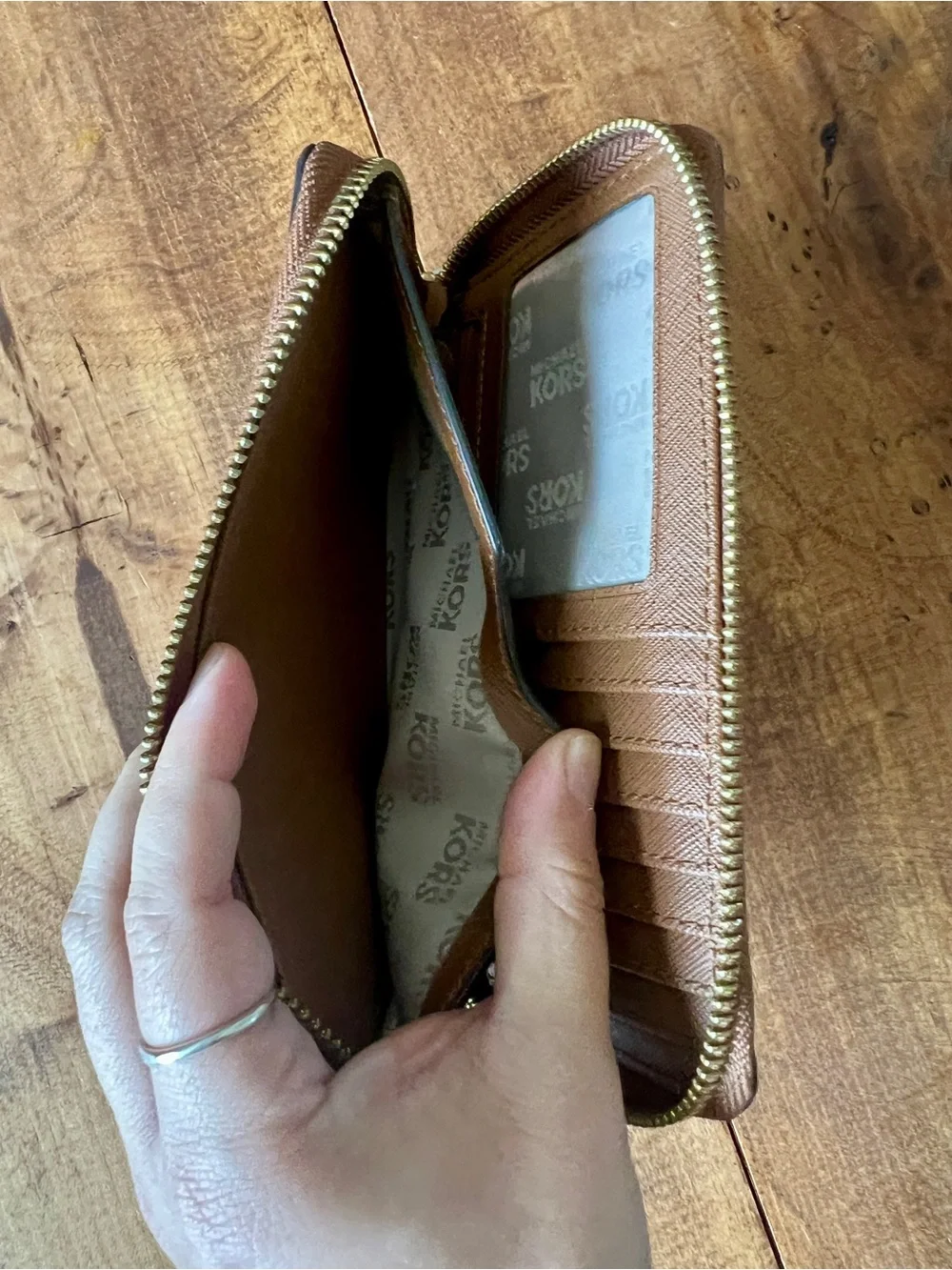 Michael Kors Fulton MG Leather Phone Case Wallet